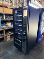 USI Wittern Mercato 3573 Snack Vending Machine 3-Wide (REFURBISHED) - Image 2