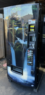 Vendo 621 Beverage Drink Vending Machine Waterfall V21 (Refurbished) - Image 3